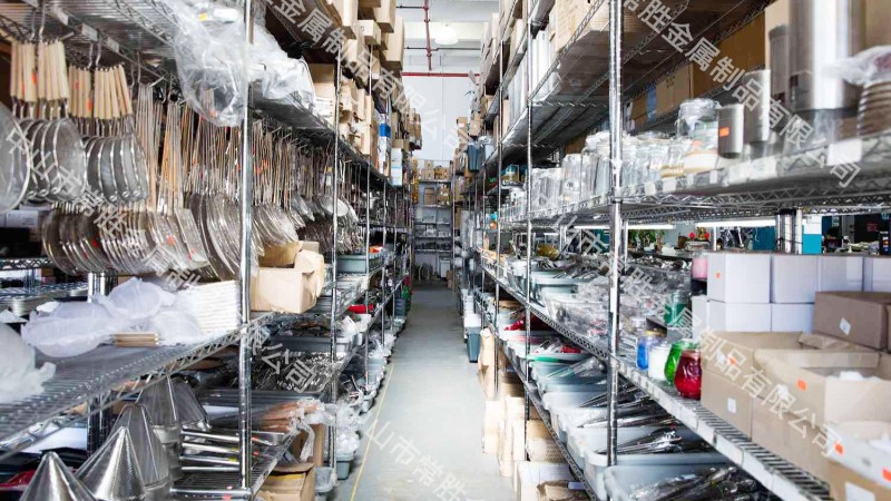 六層電鍍重網(wǎng)倉庫貨架成功案例分享